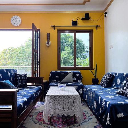 Aldona Happy Moon Homestay מראה חיצוני תמונה