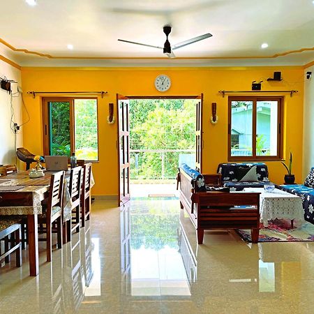 Aldona Happy Moon Homestay מראה חיצוני תמונה